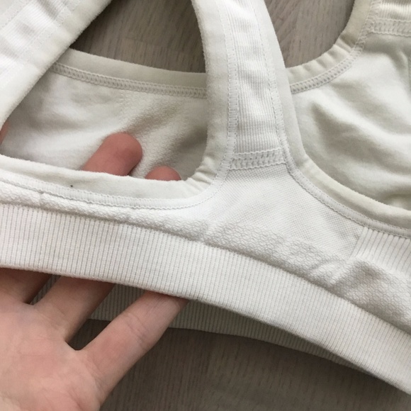 Nike White / Cream Dri-Fit Lightweight Cross Back Sports Bra - Picture 5 of 7